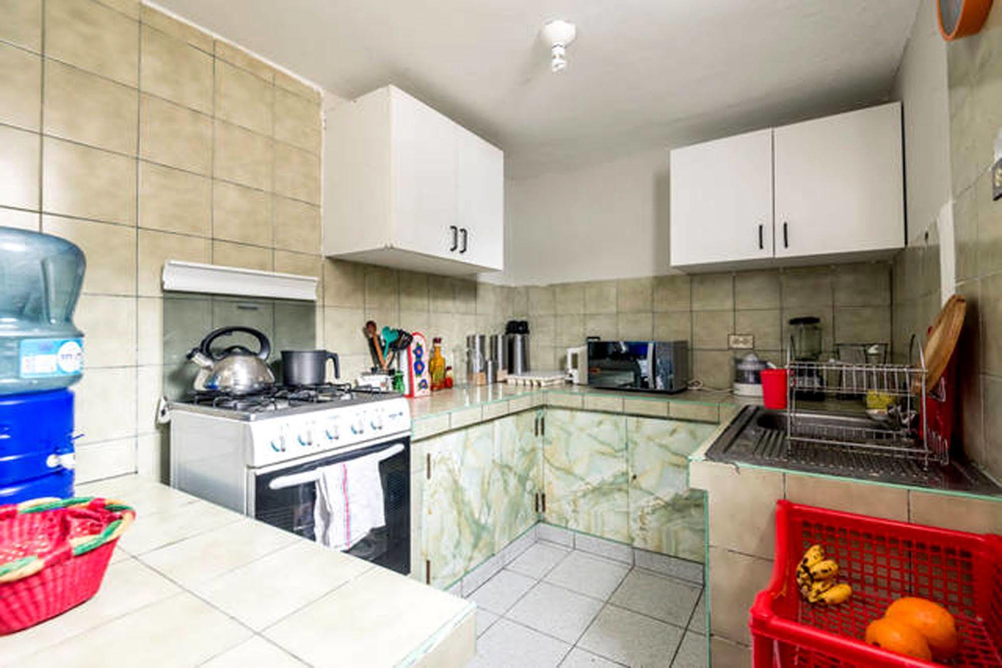 Pier 242 Miraflores B&B Ліма Екстер'єр фото